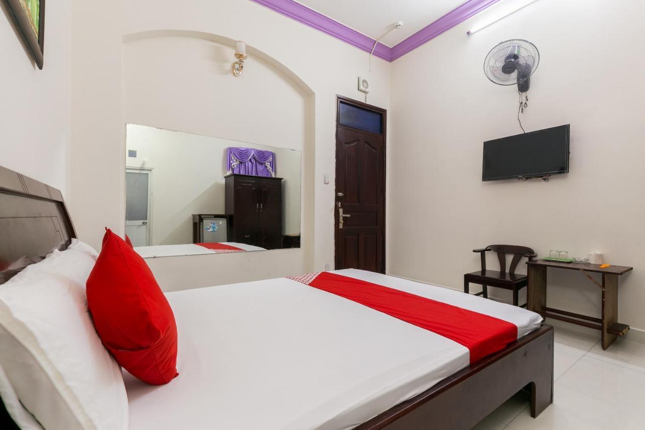 Oyo 486 Nhat Nhat Hotel Хошимин Экстерьер фото