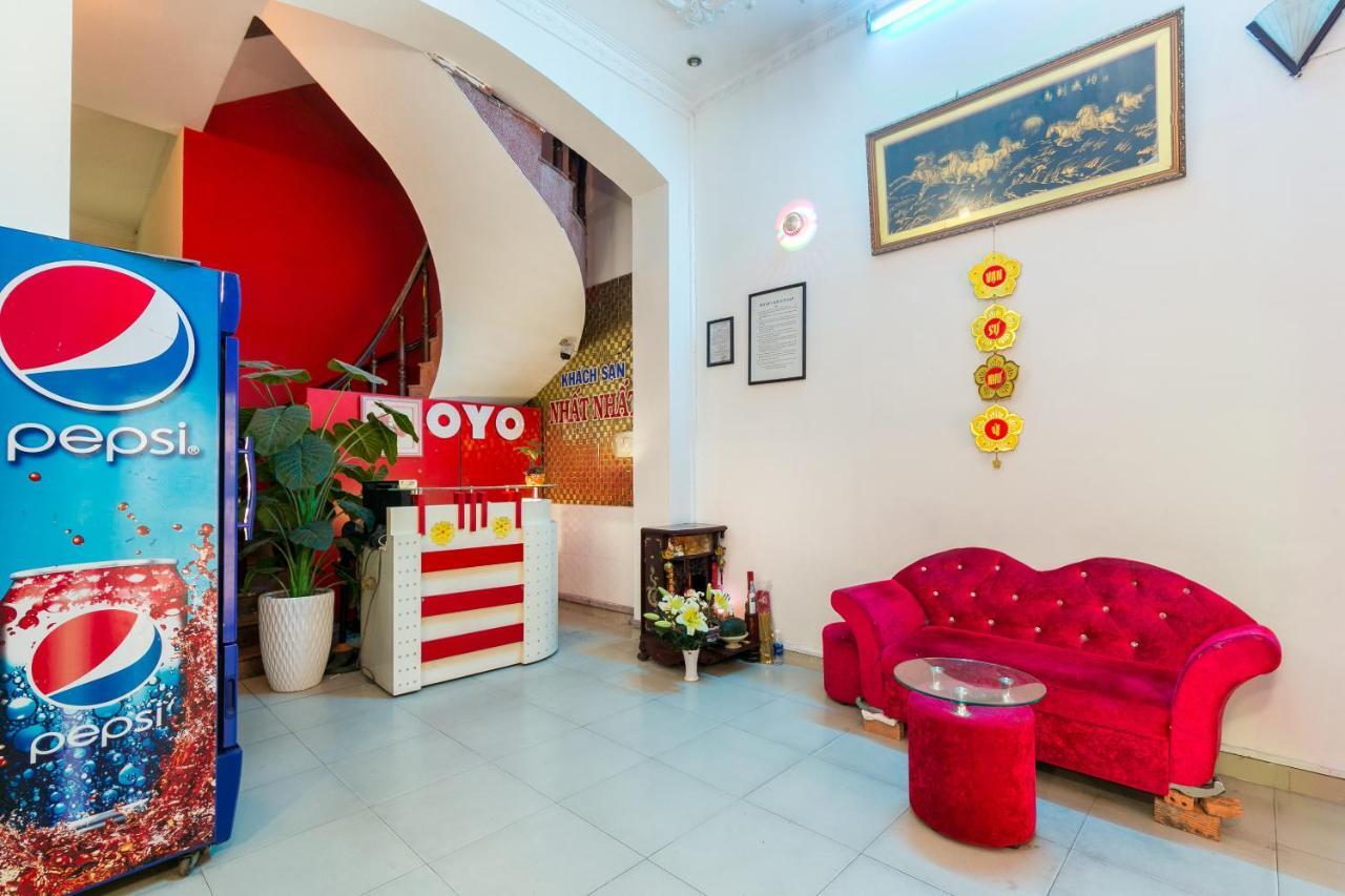 Oyo 486 Nhat Nhat Hotel Хошимин Экстерьер фото