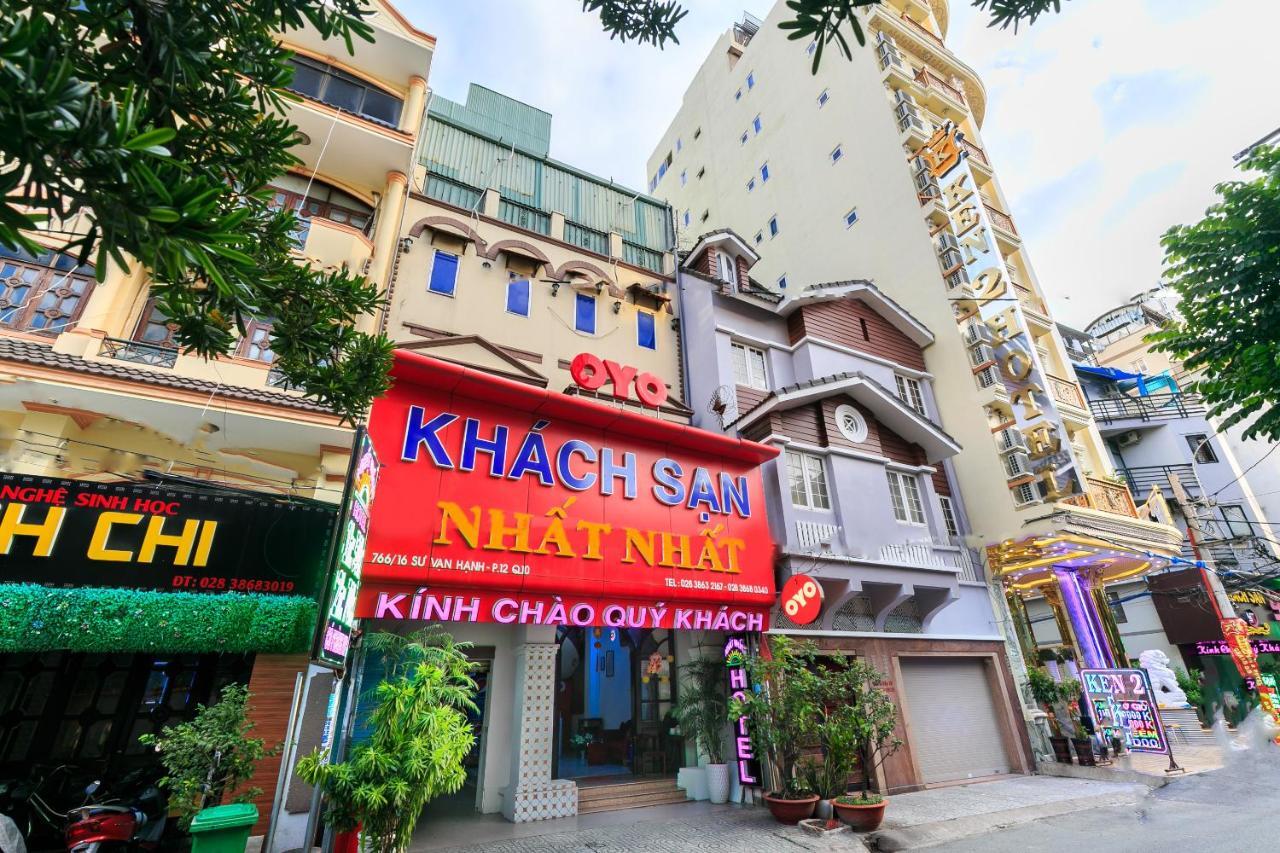 Oyo 486 Nhat Nhat Hotel Хошимин Экстерьер фото
