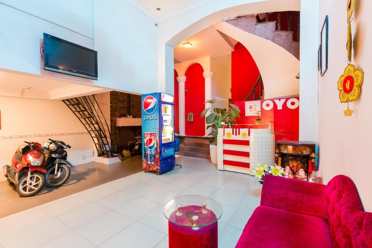 Oyo 486 Nhat Nhat Hotel Хошимин Экстерьер фото
